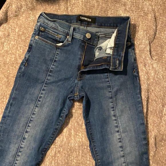 Express Jeans - Picture 3 of 7